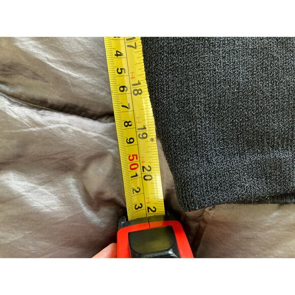 ST JOHN BASICS black pants size 2 pockets cropped 26-28" waist 20" inseam - Picture 7 of 10